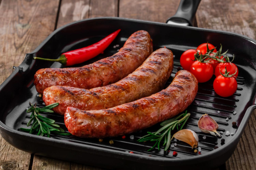 Our Yak Polish Sausages bring together the smoky richness of pasture-raised yak with a mild taste of Jalapeño.